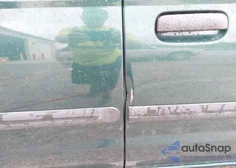 2001 Nissan Xterra Xe-V6 из США, поврежденный, VIN 5N1ED28T31C551197